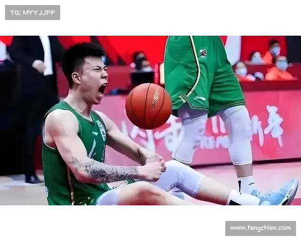 上海主帅力求提升张镇麟个人能力 聚焦持球与助攻发挥 上海主帅力求提升张镇麟个人能力 聚焦持球与助攻发挥